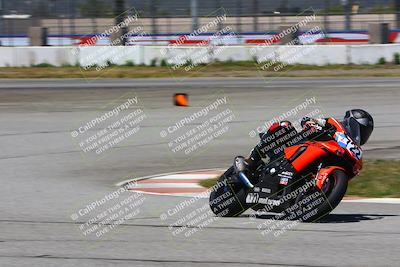 media/Apr-23-2022-Fastrack Riders (Sat) [[cb2d6ae73d]]/LEVEL 4/1PM TURN 6 OUTSIDE/